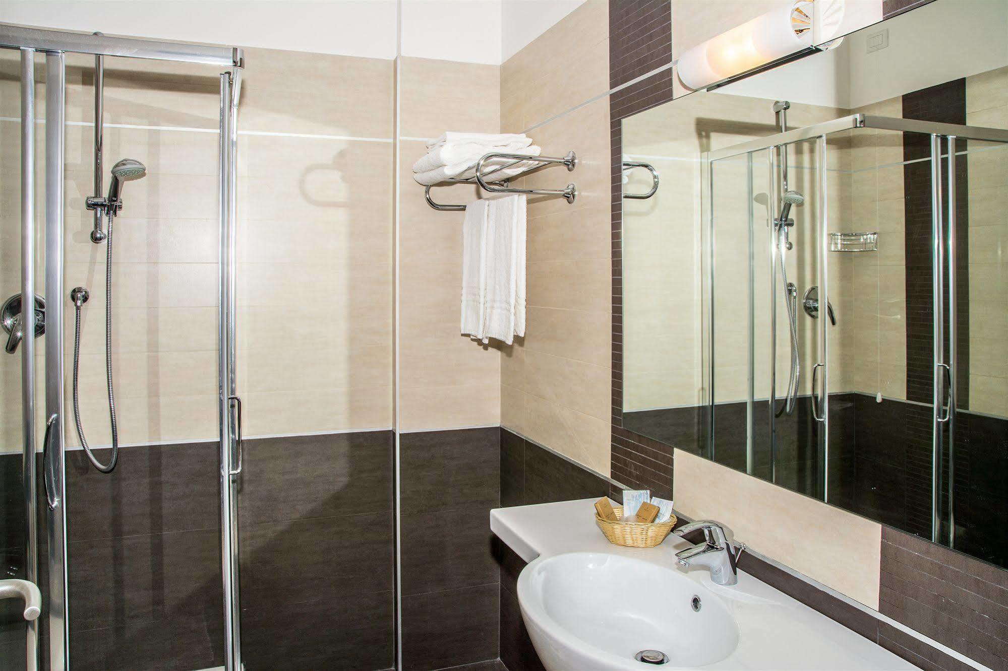 Hotel Spazio Residenza Pescara Eksteriør billede